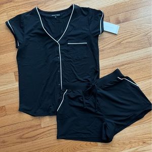 Softies pajamas loungewear size Small too and bottom